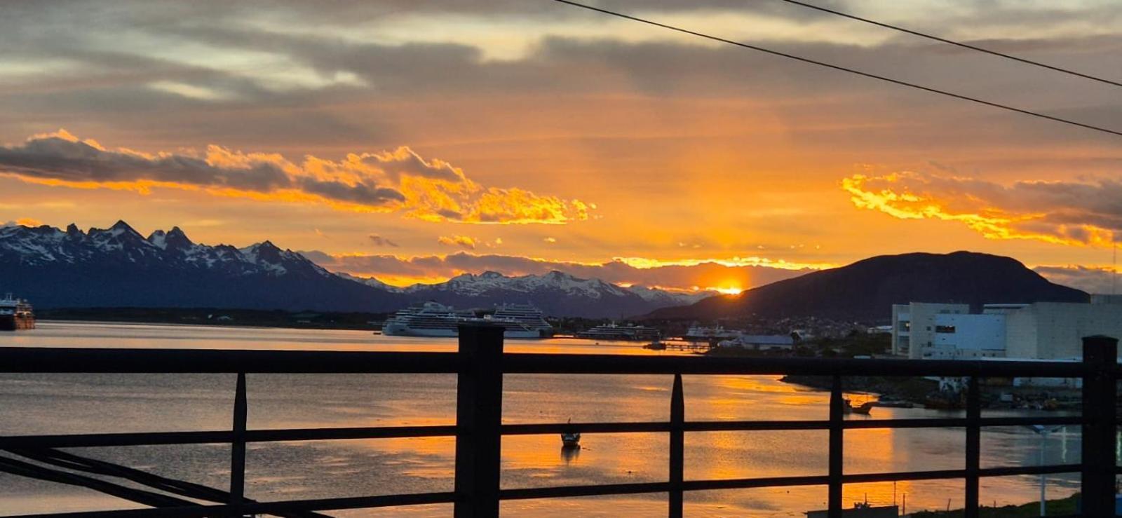 Balcones del Beagle Apart Ushuaia Esterno foto